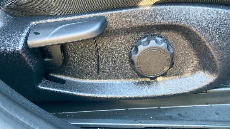 Ford Puma 1.0 EcoBoost Hybrid mHEV Titanium Design 5dr DCT Petrol Hatchback